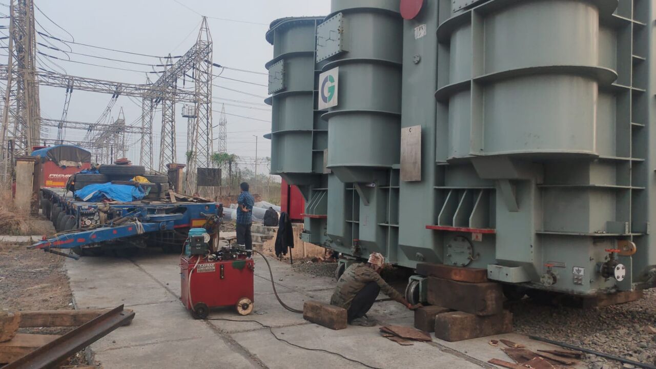 400 kV 80 MVAr reactor commissioning by Anandita Solutions